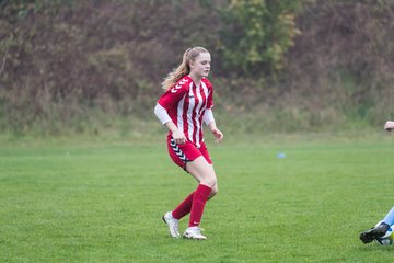 Bild 145 - wBJ TuS Tensfeld - SV Fortuna St. Juergen